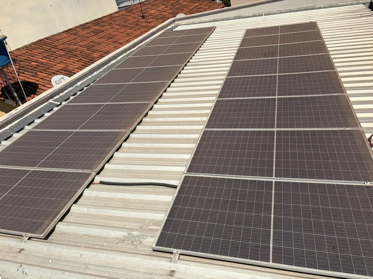 Limpeza realizada 04: placas solares antes da limpeza