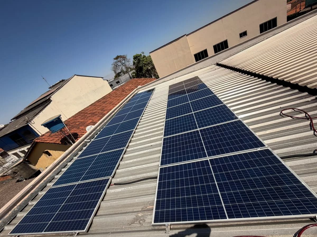 Limpeza realizada 04: placas solares depois da limpeza