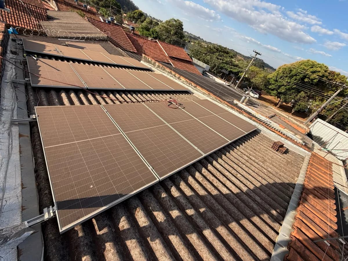 Limpeza realizada 07: placas solares antes da limpeza