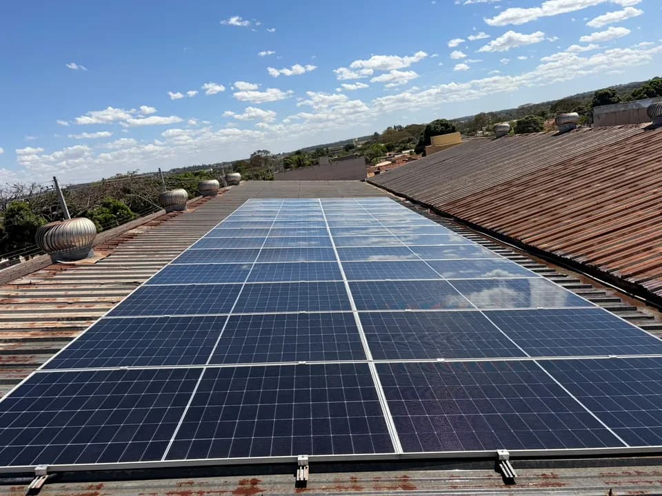 Placas solares depois da limpeza
